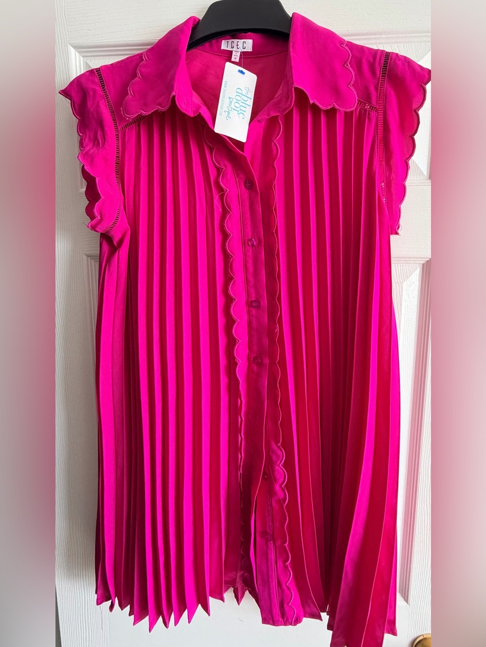 TCEC Hot Pink Pleated Scalloped Button Mini Dress